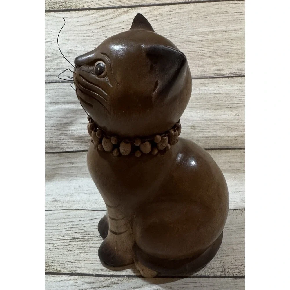 Hand Carved Wooden Kitty Cat Statue Figurine with Beaded Necklace Thailand TubG